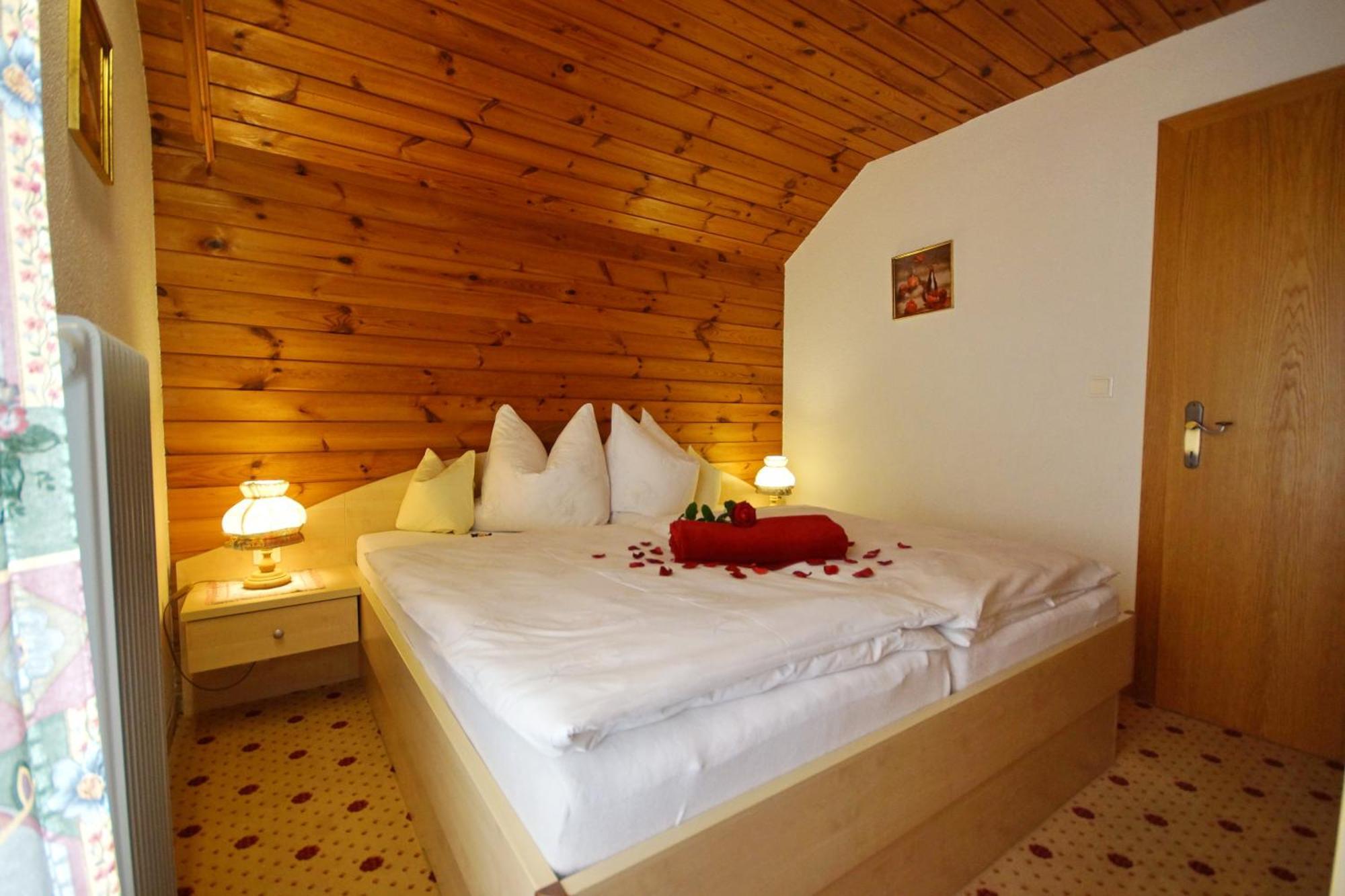 Pension-Appartements Waldruh Achenkirch Zimmer foto